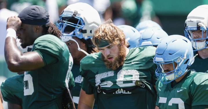 Tulane football team in rare role as it looks to bounce back against Memphis