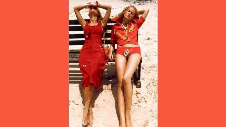 El archivo prodigioso de James Baes, el fotógrafo que retrató el glamour sexy