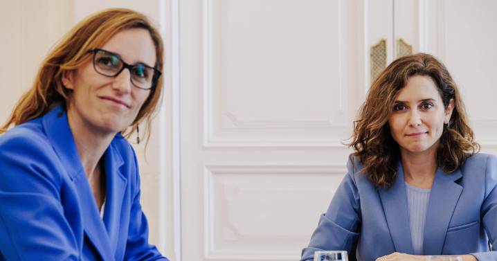 Mónica García anuncia una demanda contra Ayuso por defender los derechos de los médicos objetores