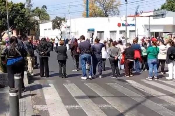 Protestan por falta de medicinas en el Incan