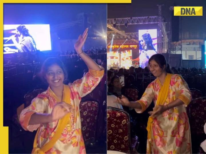 Shreya Ghoshal concert turns magical as woman dances to Ghar More Pardesiya, net