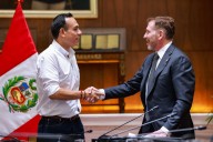 Presidente José Jerí se reúne con el titular de la Conmebol