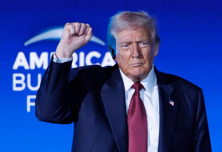 Trump reitera que pondrá a prueba armas nucleares en “igualdad de condiciones”