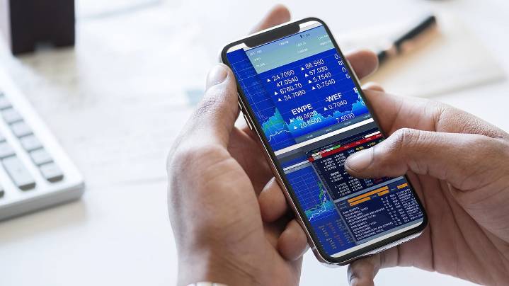 Care Ratings Jumps 8% As SBI To Buy Stakes In CareEdge Global