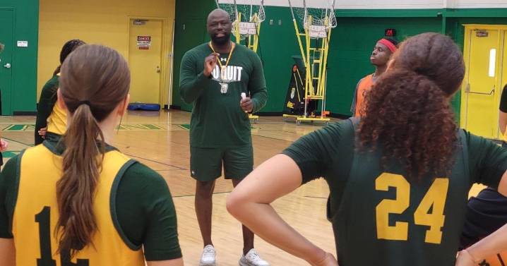 Army West Point women's basketball beats Siena