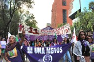 Toman la calle las más vulnerables durante marcha en el 25N