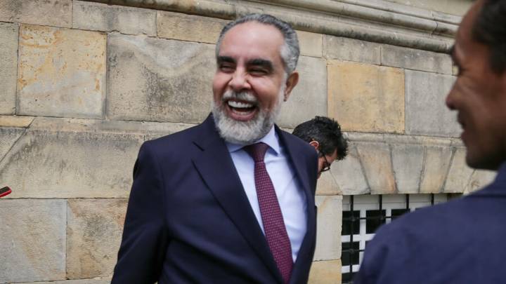 Piden a la Fiscalía rastrear apartamento que usó Armando Benedetti en El Chicó durante campaña presidencial de Petro