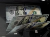 Ahorros dolarizados: los depósitos en moneda extranjera siguen creciendo post elecciones y marcan otro récord