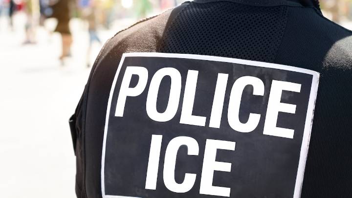 Joven universitaria de 19 años fue deportada mientras se dirigía a visitar a su familia en Boston durante el Día de Acción de Gracias