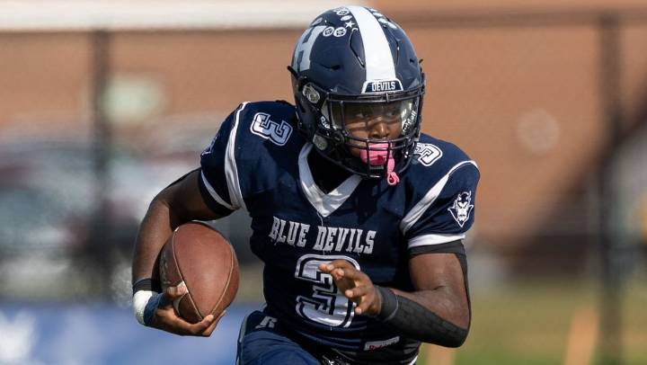 Huntington football's Yasir Jones is Newsday's Athlete of the Week