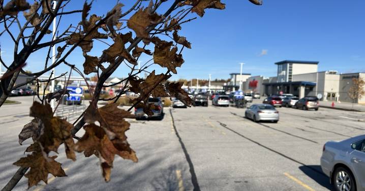 Police say man attacked 3-year-old at store in Seven Hills
