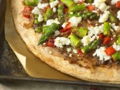 Recipe: Asparagus pizzas an easy weeknight meal