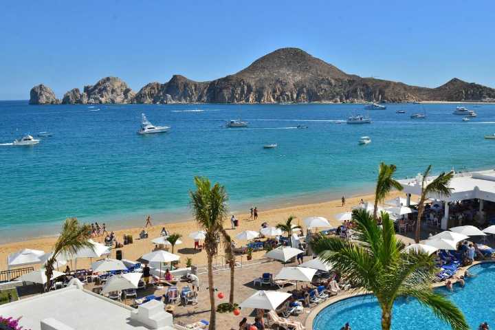 EEUU alerta a ciudadanos por riesgos de delincuencia en destinos turísticos de México