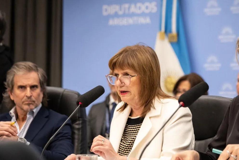 Bullrich criticó a “Chiqui” Tapia tras la suspensión de la AFA a Estudiantes