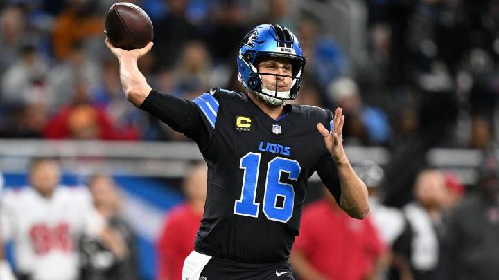 NFL DFS picks, lineup advice for Sunday from daily Fantasy football optimizer tool