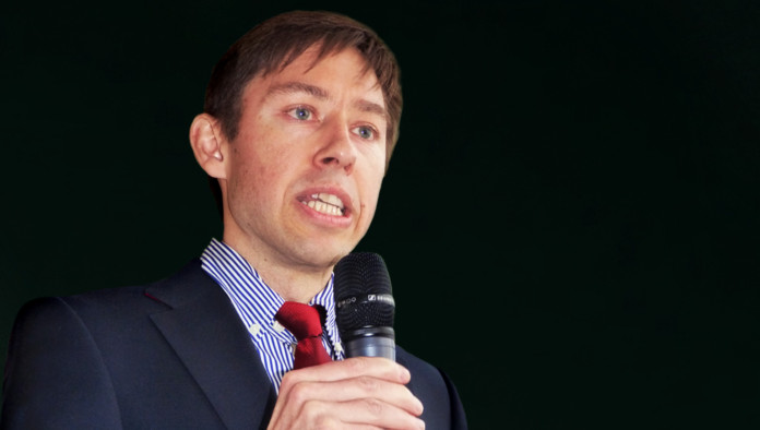 During Solemn Altar Call, Pastor Makes Impassioned Plea For Hearers To Buy His New Book