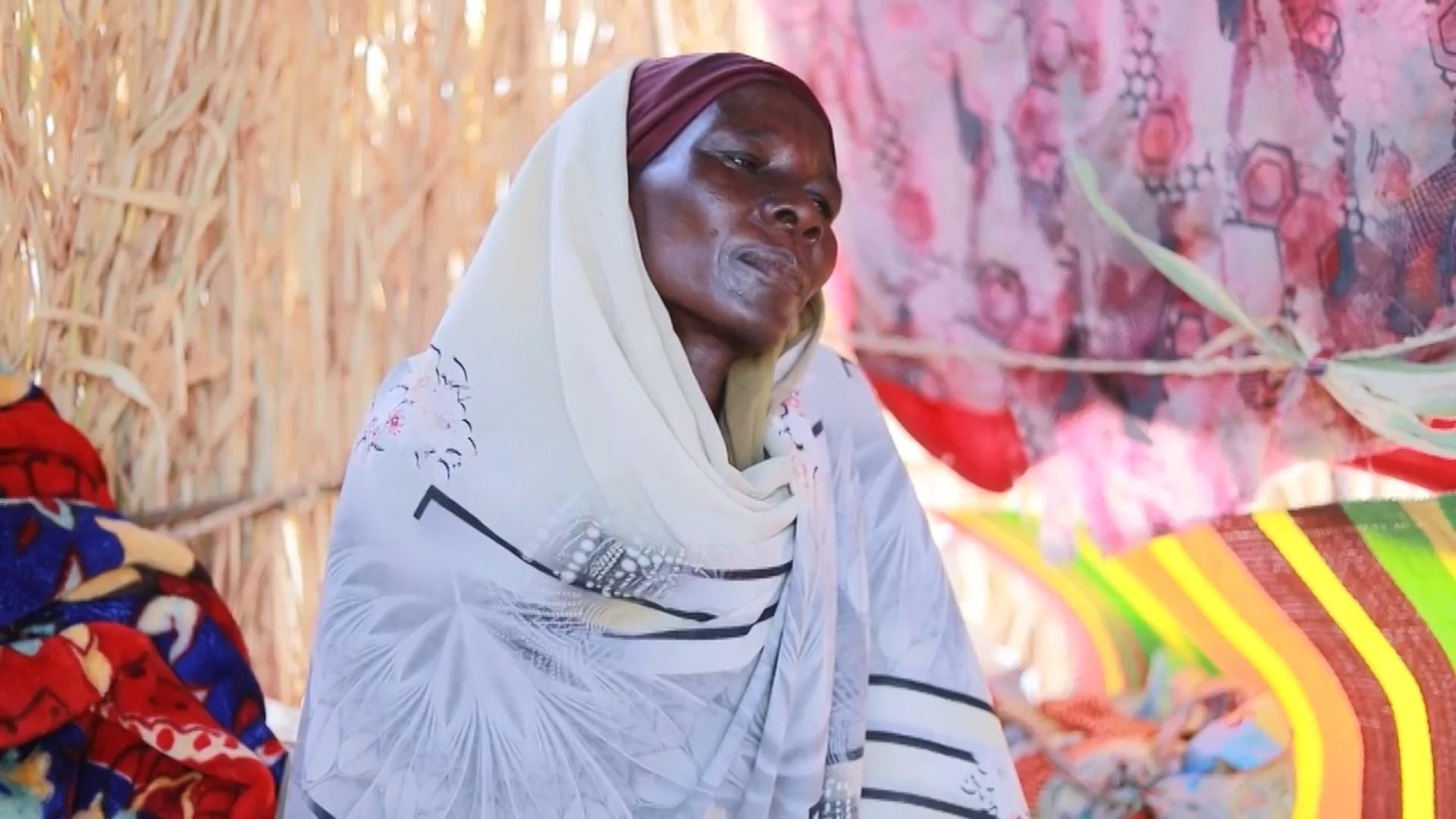 Sudanese flee from violence to camps outside of el