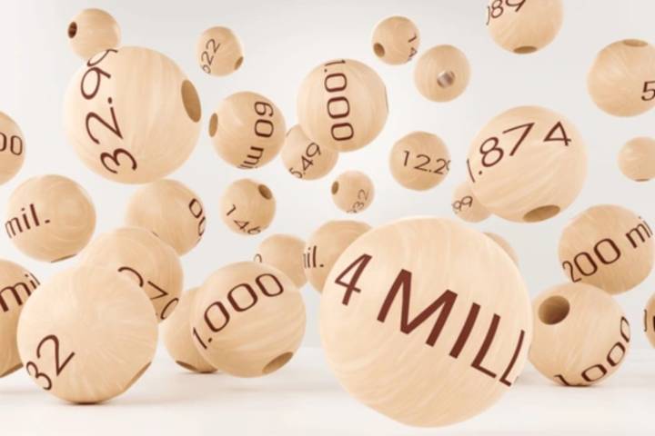 Un pueblo de Albacete es el talismán de los famosos para comprar lotería de Navidad