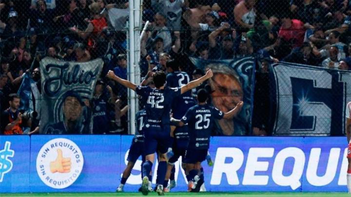 Marinelli se convirtió en héroe: Independiente Rivadavia campeón de la Copa Argentina