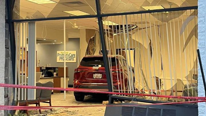 2 hospitalized with potentially life-threatening injuries after car crashes into building