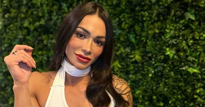 Bodybuilding star's 'strange' death investigated after she fell from apartment