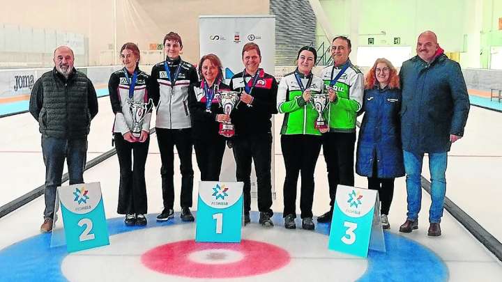 CH Jaca asciende a Primera en el Nacional de Dobles Mixtos