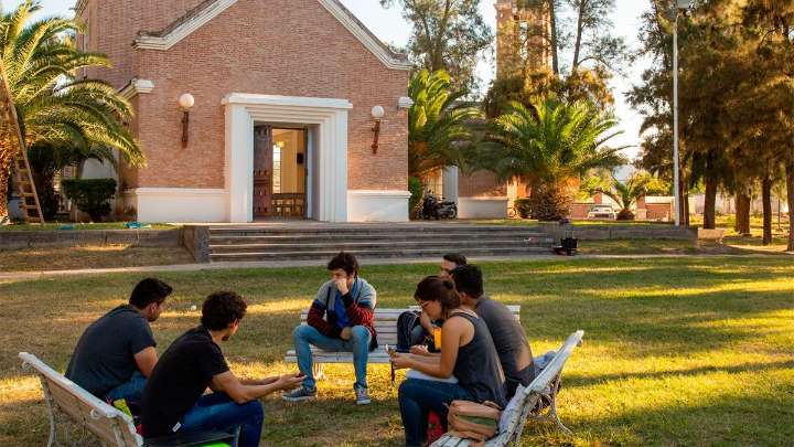 La UCSE abre la convocatoria 2025 del Premio al Mérito Escolar