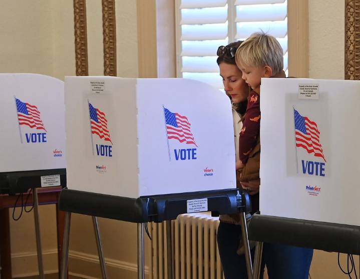 Littmann leads Annapolis mayoral election with in person votes