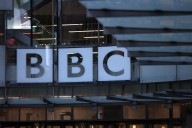 La crisis de la BBC expone fracturas en la reconocida institución británica