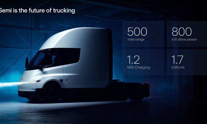 Tesla reveals its first Semi customer after launch
