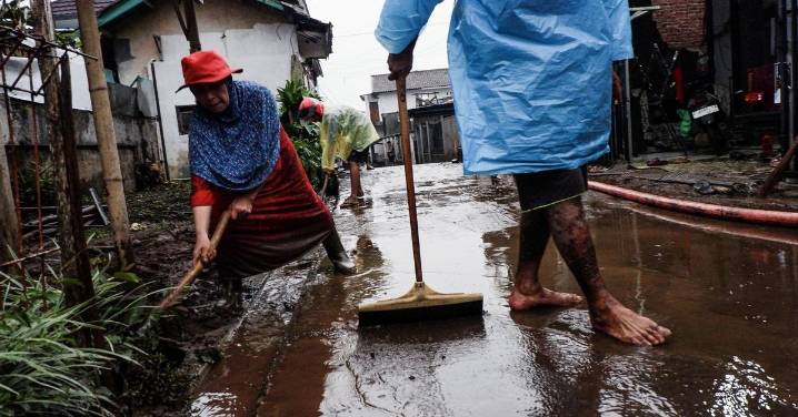 Las inundaciones en Indonesia se cobran por el momento 13 vidas