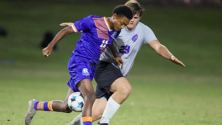 See the photos! Gainesville High and P.K. Yonge meet in boys soccer