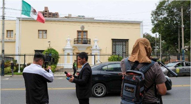 Perú advierte posible ingreso a Embajada de México para detener a ex primera ministra
