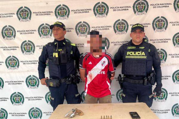La Policía Nacional capturó a alias “Pipe Bareta” con arma de fuego