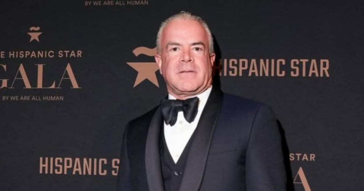 FGR atribuye tres delitos al dueño de Miss Universo y pide su captura