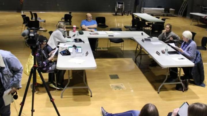 Norway officials receive a dozen applications for open town manager position