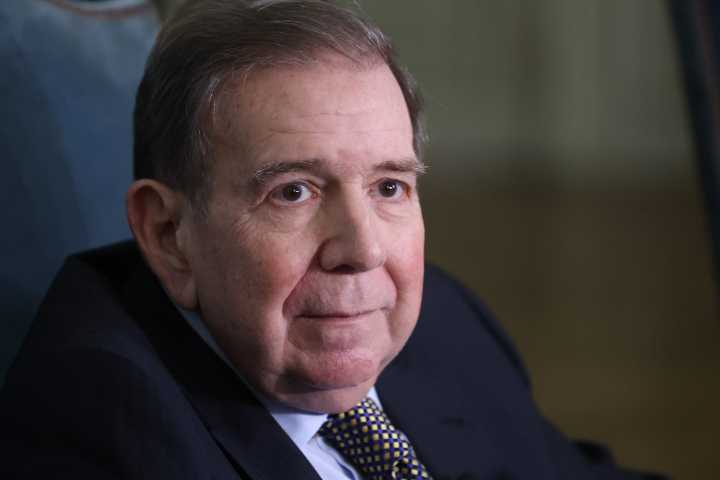 Edmundo González Urrutia denunció ante el Congreso Mundial de la Libertad que un cartel controla las instituciones en Venezuela