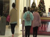 Hundreds flood Barnes Crossing for Black Friday