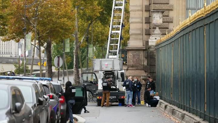 Avanza la investigación por el millonario robo al Louvre: ya van dos imputados