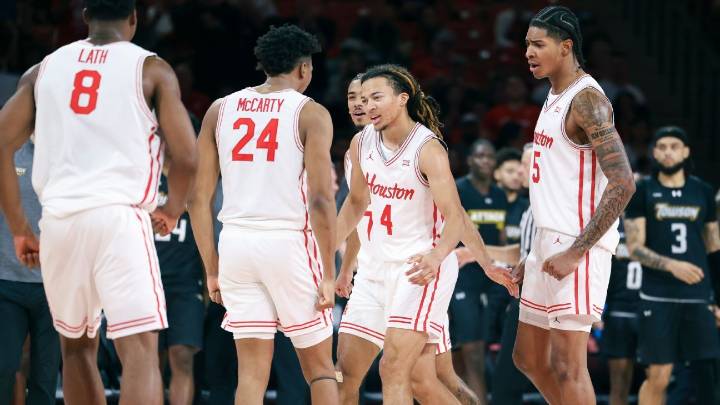 AP men's college basketball Top 25 poll breakdown