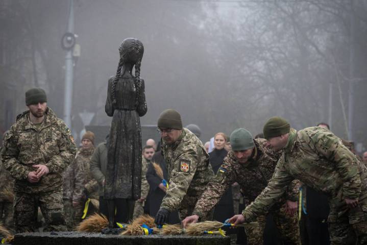 Soldados ucranianos rechazan el plan de paz de Trump y piden más apoyo internacional
