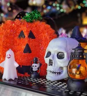 Disfraces y ventas de último momento: Así se vive Halloween en los cotillones salteños