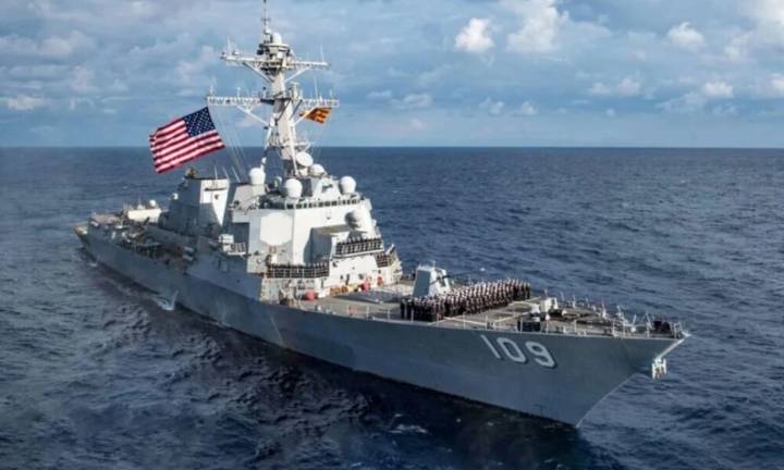 Buque USS Jason Dunham abandona el Caribe