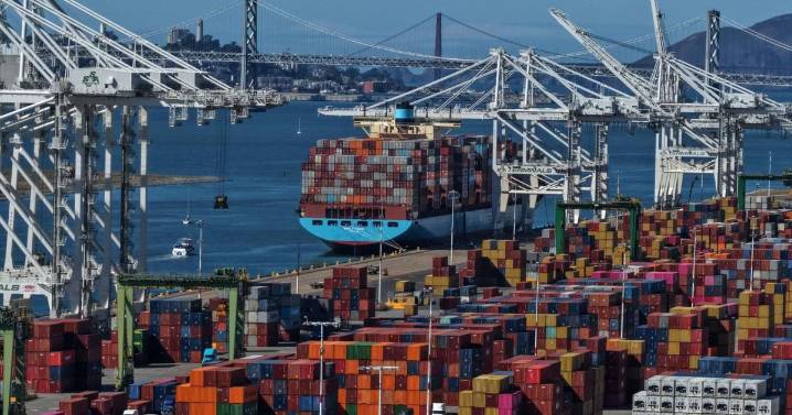 Trade deals and $90 billion in tariff revenue: What’s riding on the landmark Supreme Court case kicking off this week