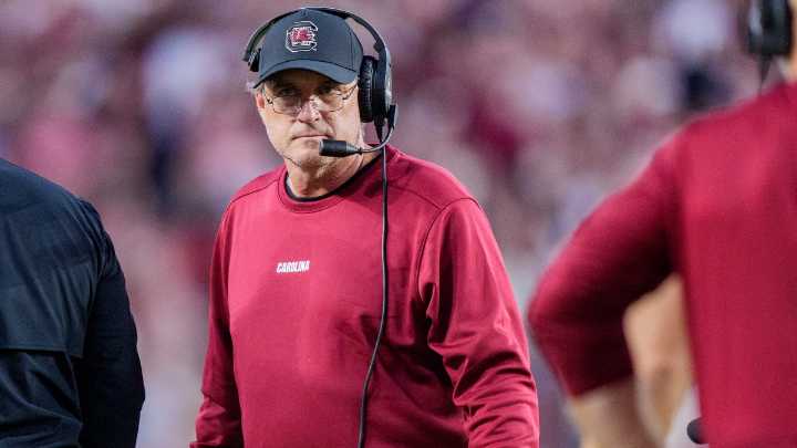 South Carolina fires offensive coordinator Mike Shula after unit's woeful start