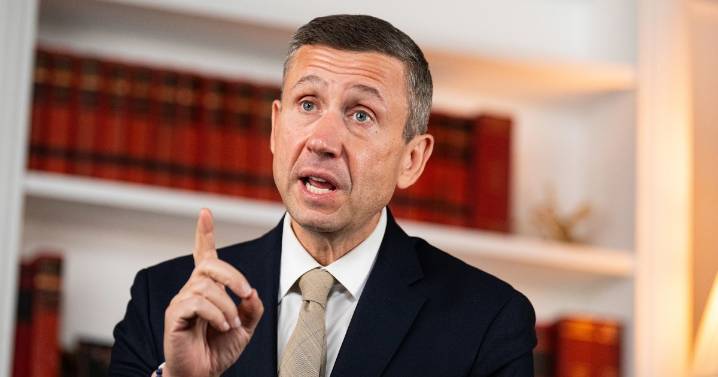 DNC chair defends party's redistricting push: This isn't 'your grandfather's Democratic Party that just rolled over'