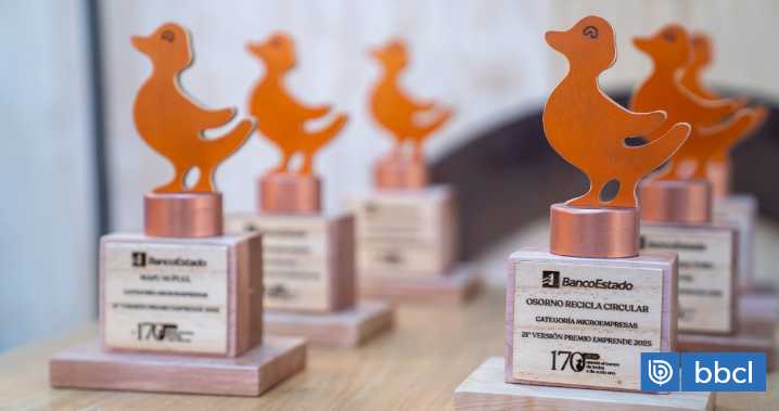 Más de 50 MiPymes de todo Chile recibieron el ’Premio Emprende’ de BancoEstado en el EtM Day 2025