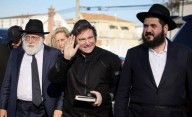Milei visitará hoy la tumba del "rebe de Lubavitch" para agradecer su triunfo electoral