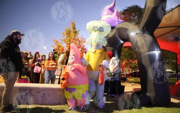 Video y galería: Disfrutan niños y niñas la celebración de Halloween