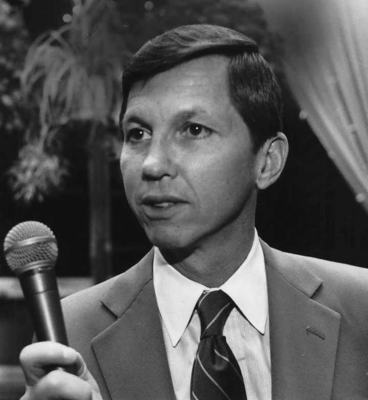 62 years ago: A controversial Browns game, and an extraordinary request from Art Modell